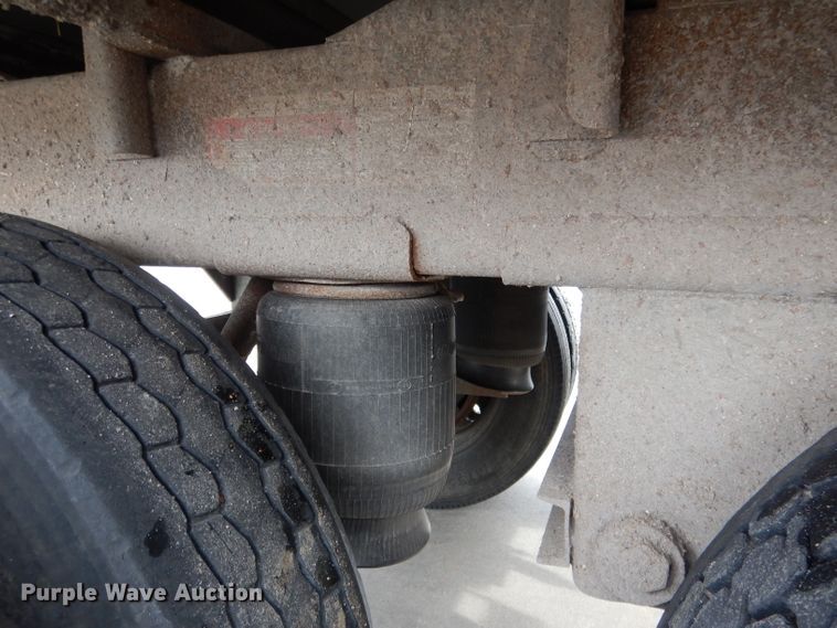 image for item DG5891 2000 Wilson DWH400 double hopper grain trailer