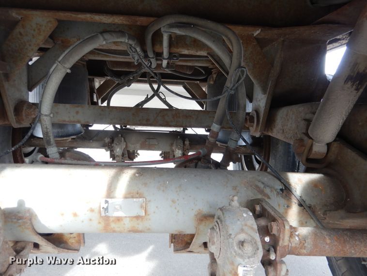 image for item DG5891 2000 Wilson DWH400 double hopper grain trailer