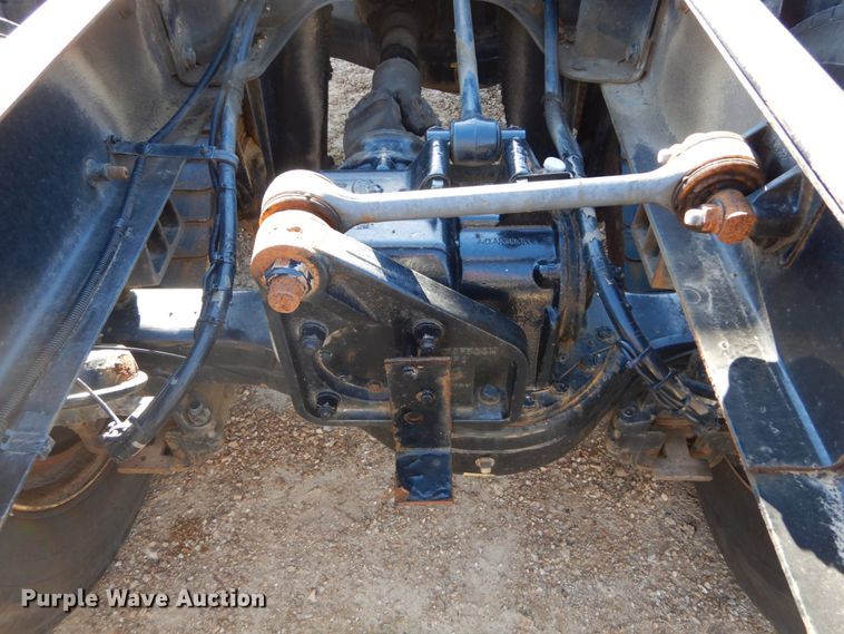 image for item DH5069 2004 Mack CX613 semi truck