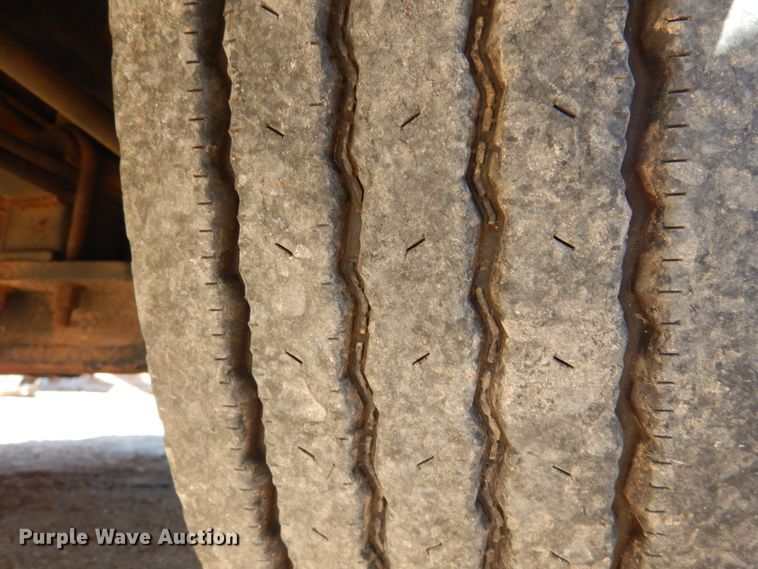 image for item DH5069 2004 Mack CX613 semi truck