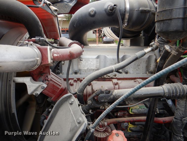 image for item DH5302 2008 Mack Pinnacle CHU semi truck