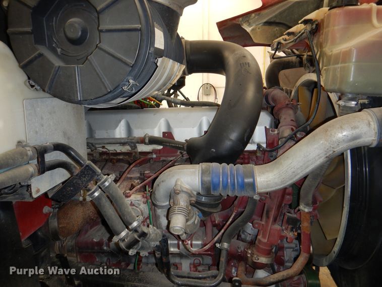 image for item DH5303 2008 Mack Pinnacle CHU semi truck