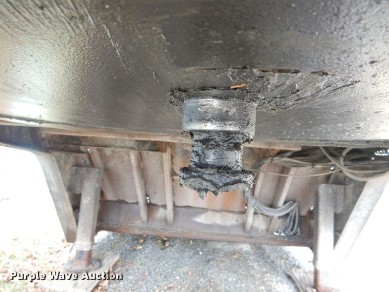 image for item DH6309 1995 Trail-Eze DHT6049WS drop deck equipment trailer