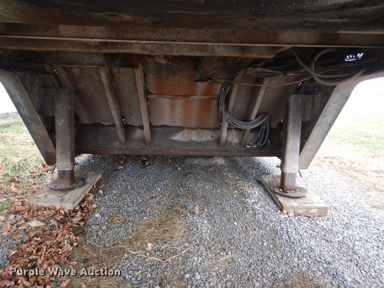 image for item DH6309 1995 Trail-Eze DHT6049WS drop deck equipment trailer