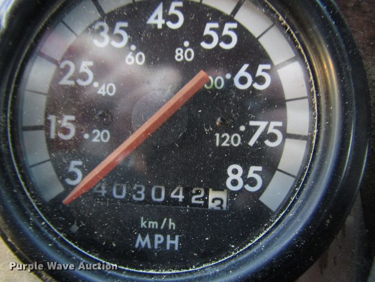 image for item DH8362 1993 Freightliner FLD semi truck