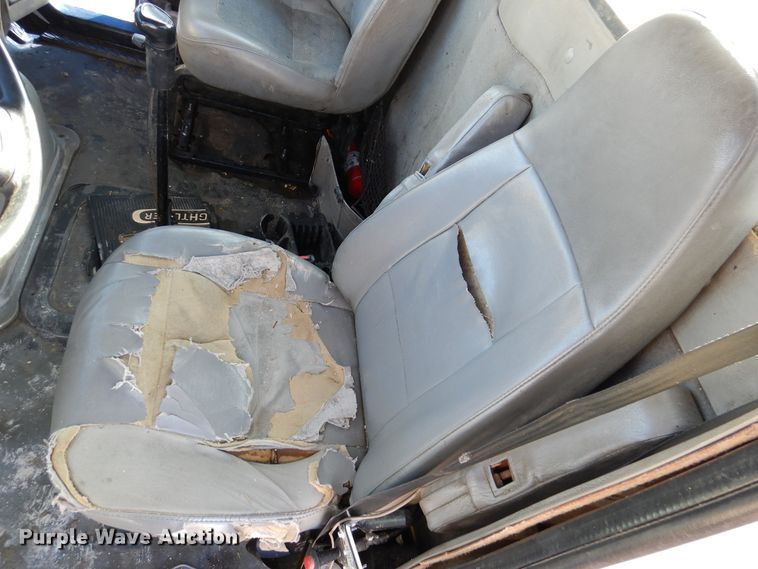 image for item DI0000 2006 Sterling L-Line semi truck