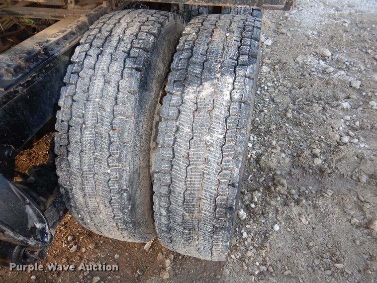 image for item DI0000 2006 Sterling L-Line semi truck