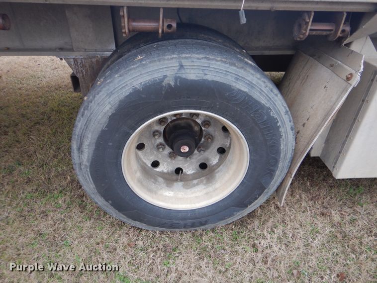 image for item FF9219 1995 Ravens 1448A66 flatbed trailer