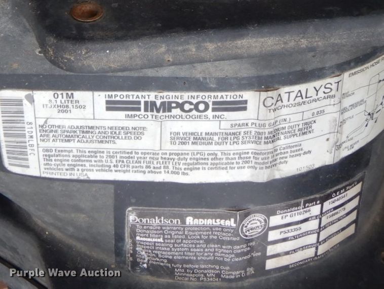 image for item FF9227 2001 GMC C7500 truck cab and chassis