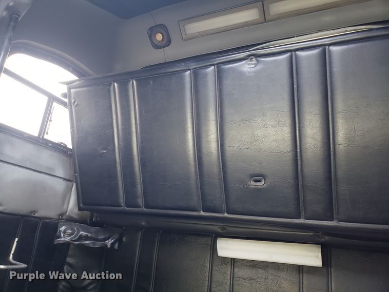 image for item GA9439 1995 Freightliner FLD semi truck