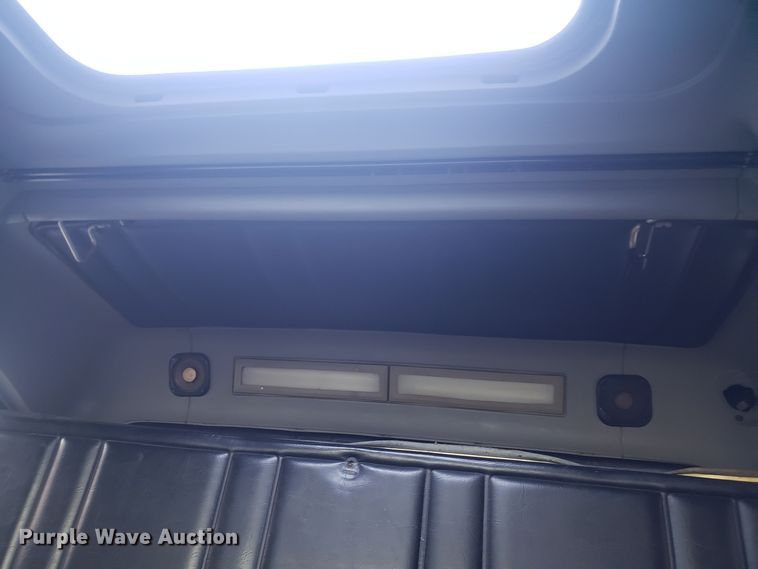 image for item GA9439 1995 Freightliner FLD semi truck