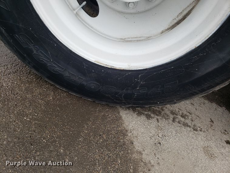 image for item GA9439 1995 Freightliner FLD semi truck