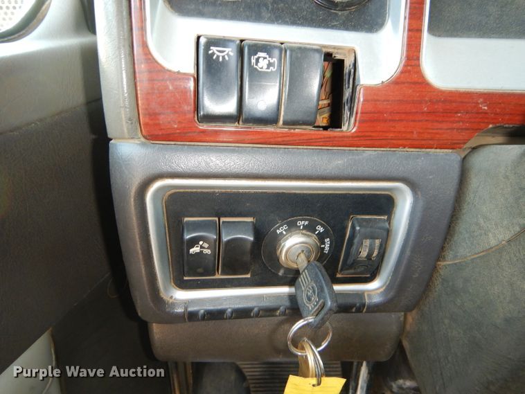 image for item GB9628 2009 Kenworth W900 semi truck