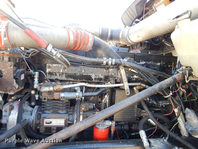 image for item GB9628 2009 Kenworth W900 semi truck