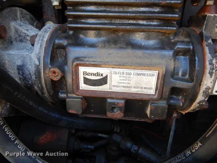 image for item GB9628 2009 Kenworth W900 semi truck