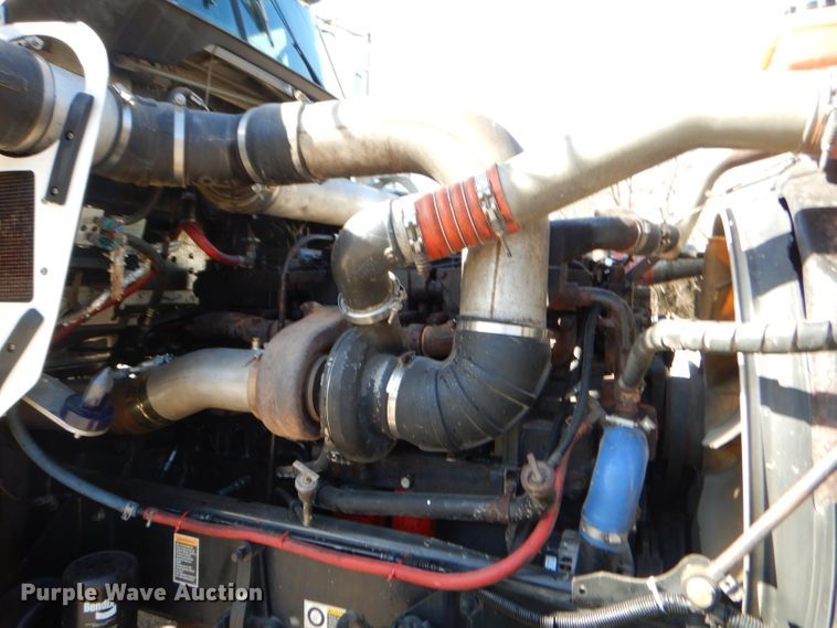 image for item GB9628 2009 Kenworth W900 semi truck