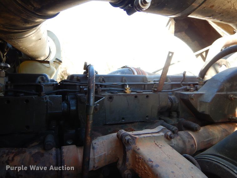 image for item GB9628 2009 Kenworth W900 semi truck