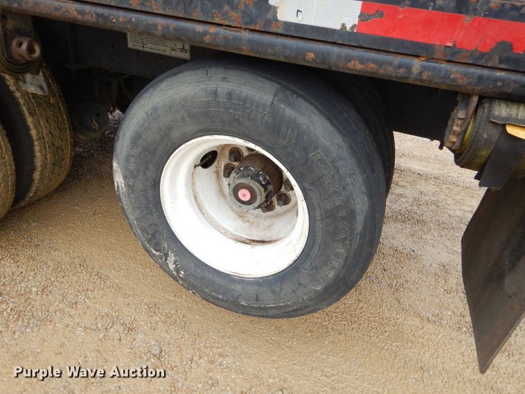 image for item GB9648 2002 Western Star 4900 crane truck