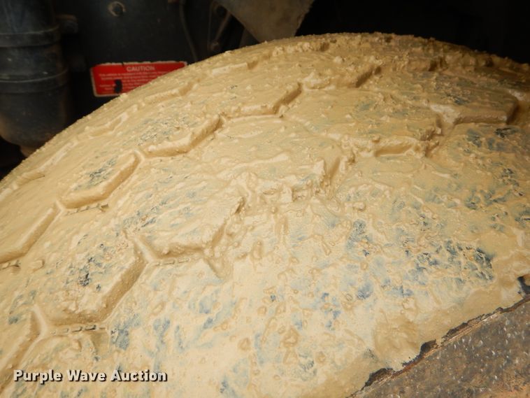 image for item GB9648 2002 Western Star 4900 crane truck