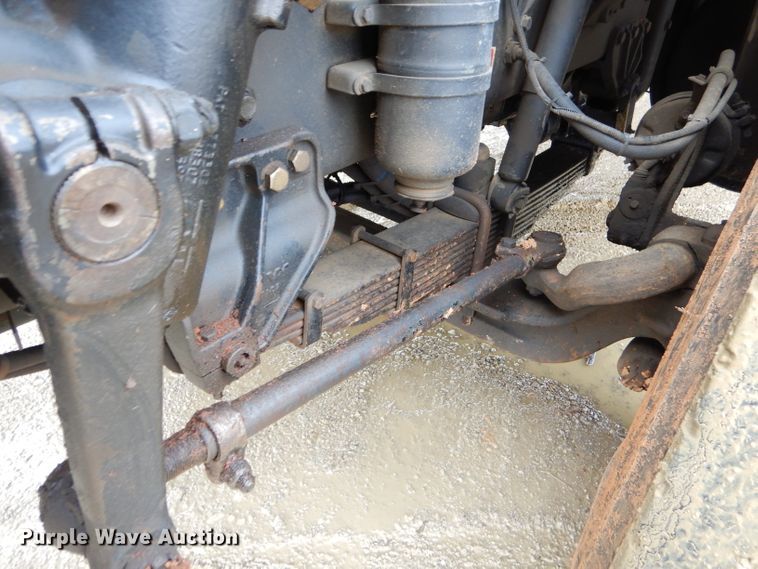 image for item GB9648 2002 Western Star 4900 crane truck