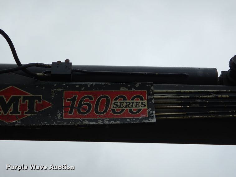 image for item GB9648 2002 Western Star 4900 crane truck