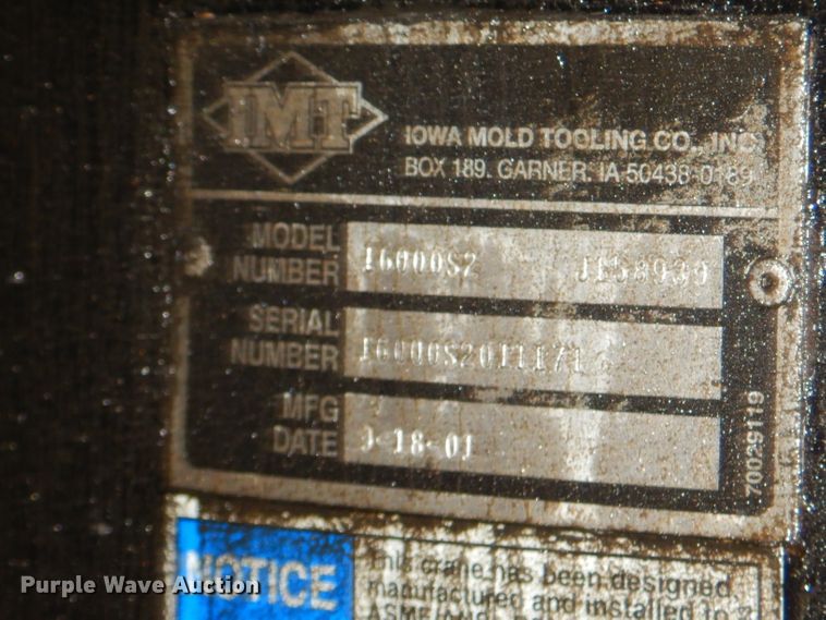 image for item GB9648 2002 Western Star 4900 crane truck