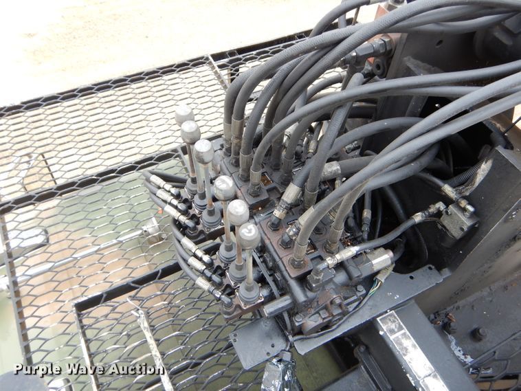 image for item GB9648 2002 Western Star 4900 crane truck