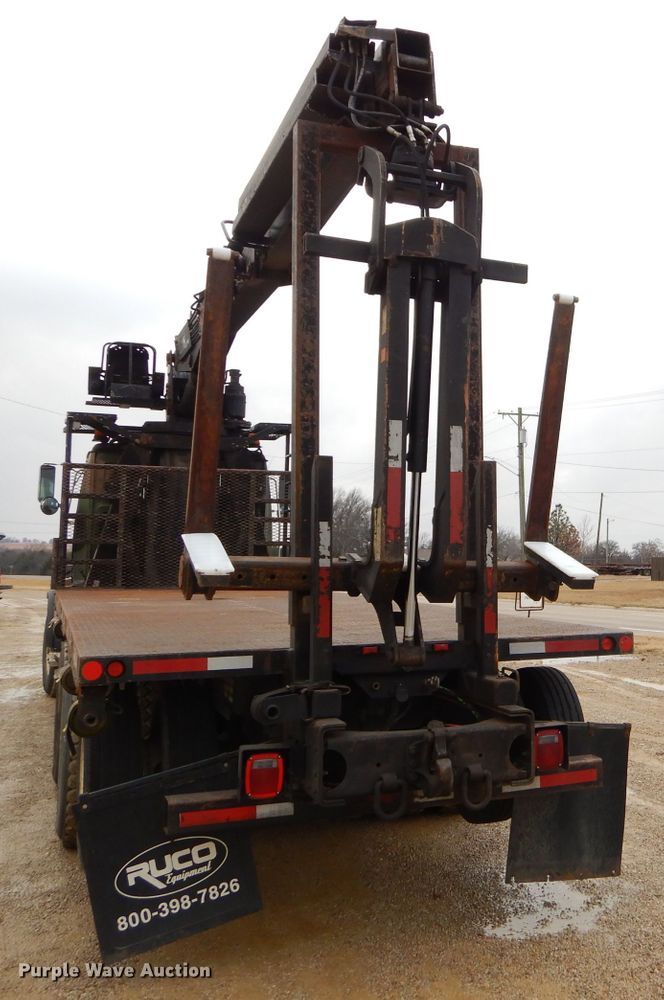 image for item GB9649 2003 Western Star 4900SA crane truck