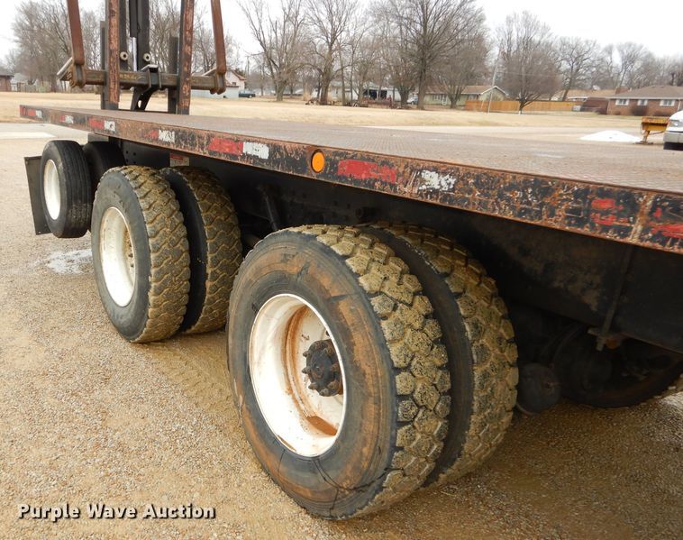 image for item GB9649 2003 Western Star 4900SA crane truck