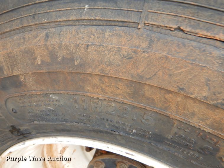 image for item GB9649 2003 Western Star 4900SA crane truck