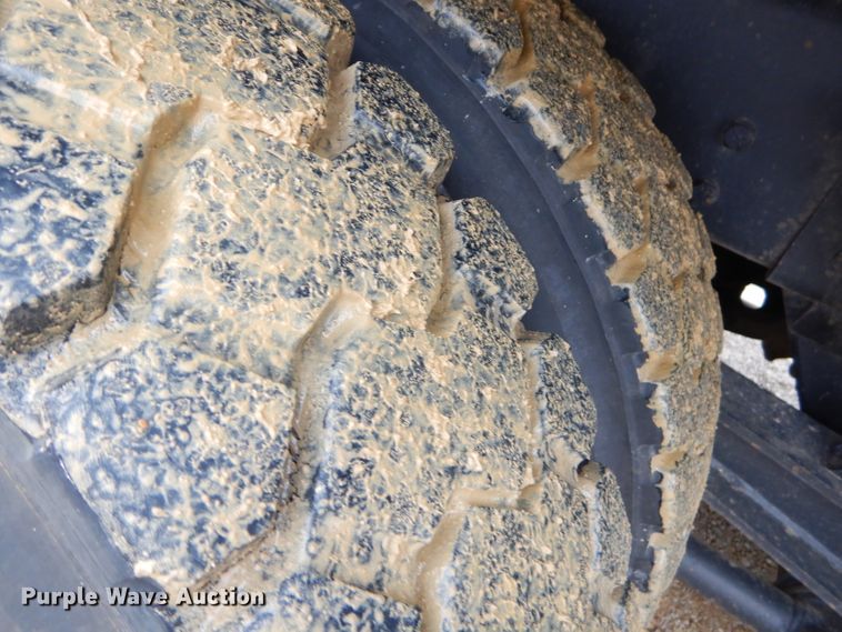 image for item GB9649 2003 Western Star 4900SA crane truck