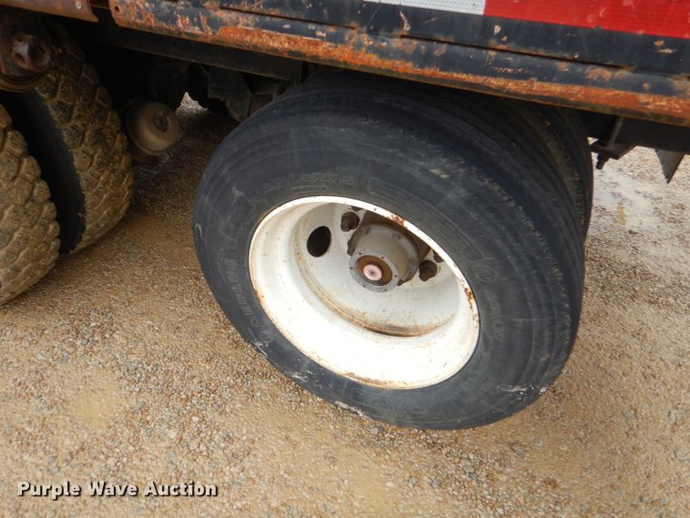 image for item GB9649 2003 Western Star 4900SA crane truck