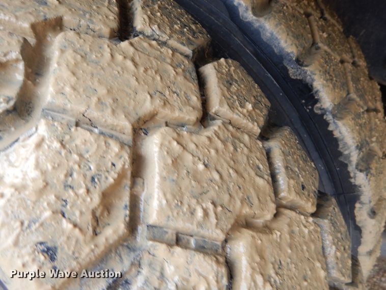 image for item GB9649 2003 Western Star 4900SA crane truck