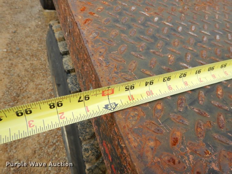 image for item GB9649 2003 Western Star 4900SA crane truck