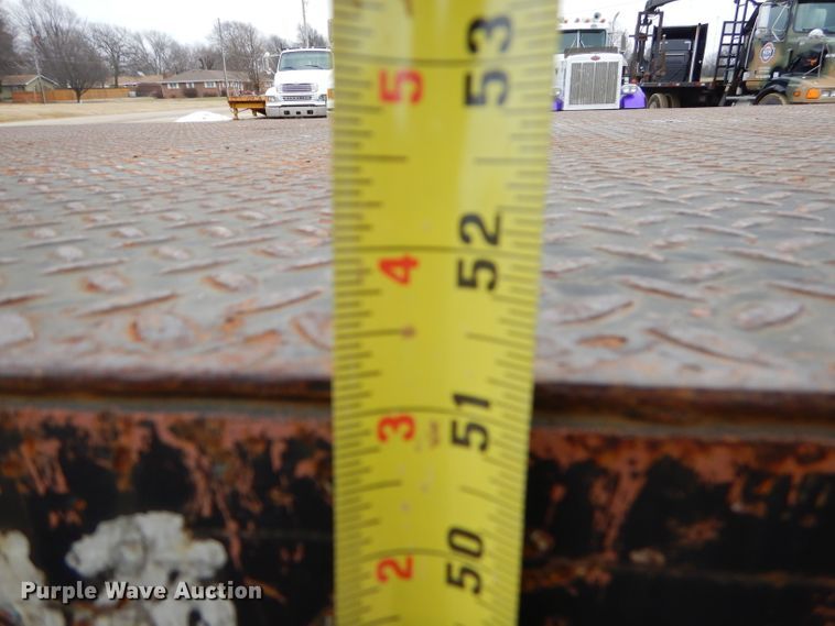 image for item GB9649 2003 Western Star 4900SA crane truck