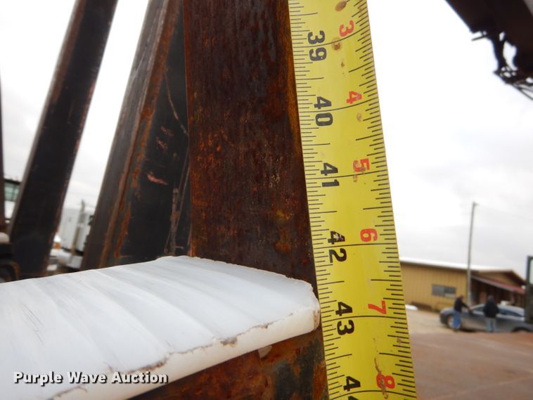 image for item GB9649 2003 Western Star 4900SA crane truck