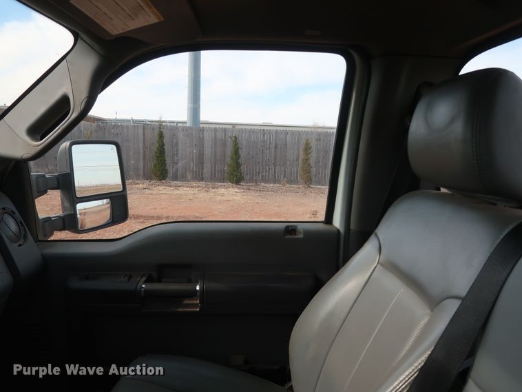 image for item GD9914 2012 Ford F550 Super Duty XL truck cab and chassis