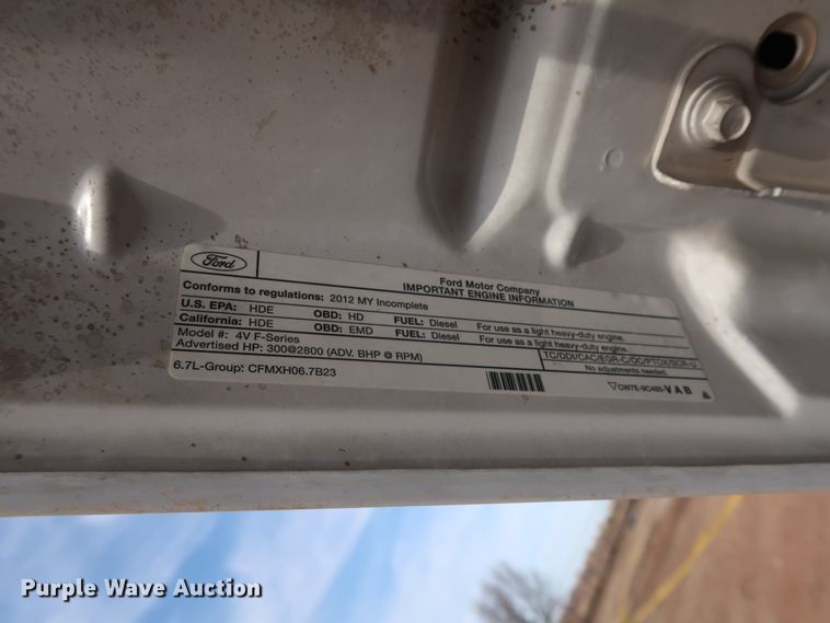 image for item GD9914 2012 Ford F550 Super Duty XL truck cab and chassis