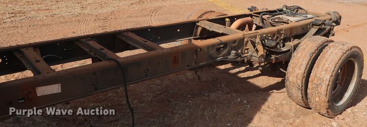 image for item GD9914 2012 Ford F550 Super Duty XL truck cab and chassis