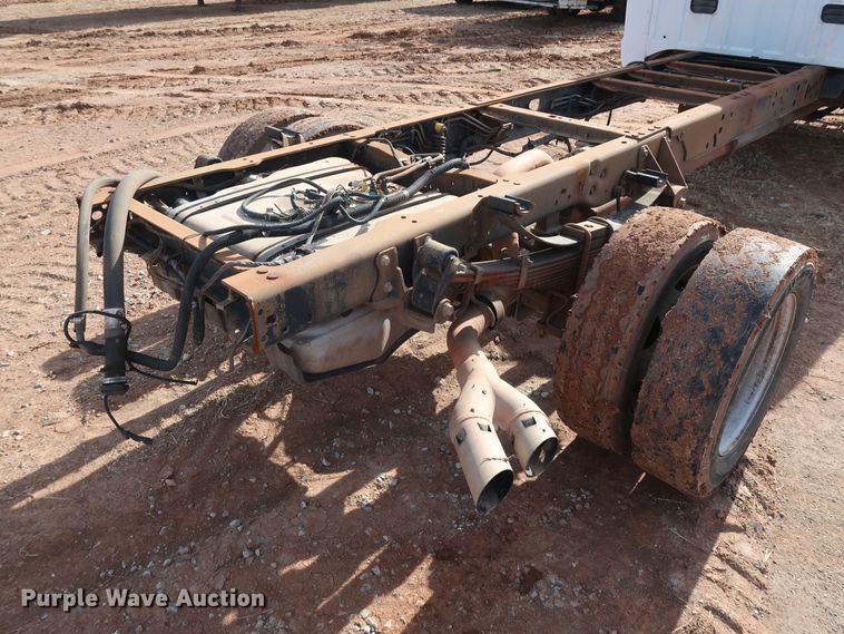 image for item GD9914 2012 Ford F550 Super Duty XL truck cab and chassis