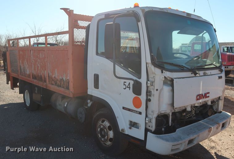 image for item GD9916 2008 GMC W4500 flatbed truck