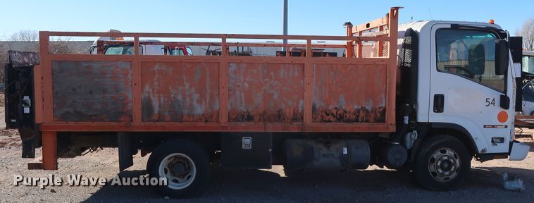 image for item GD9916 2008 GMC W4500 flatbed truck