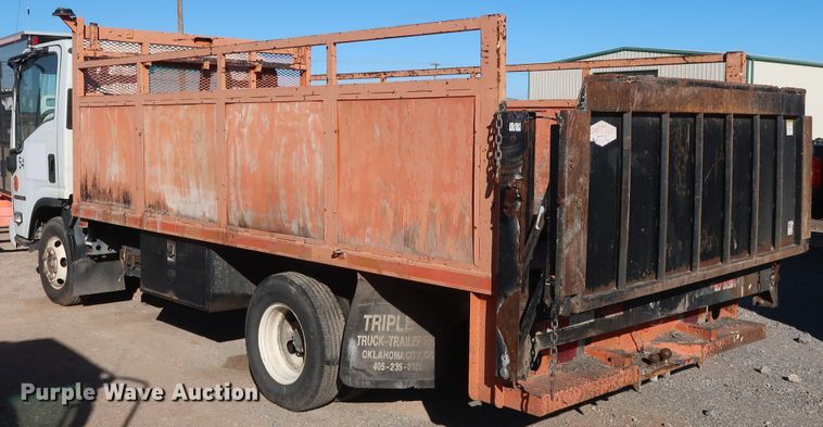 image for item GD9916 2008 GMC W4500 flatbed truck