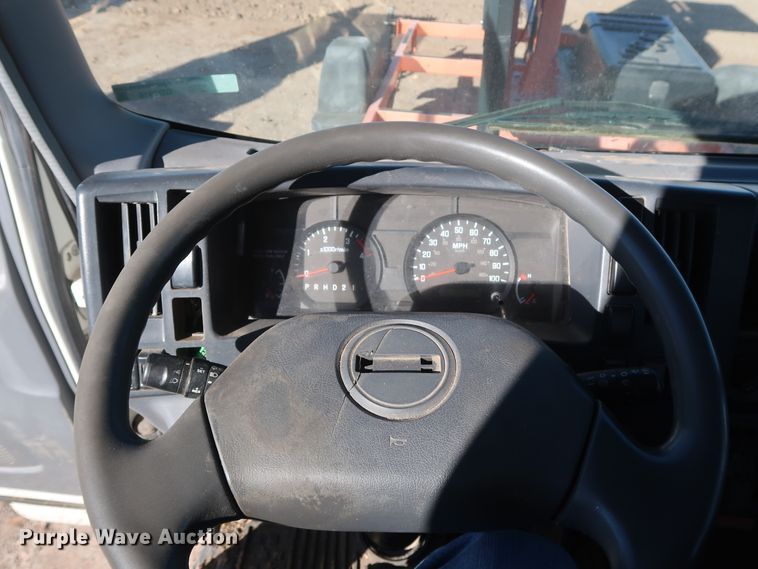 image for item GD9916 2008 GMC W4500 flatbed truck