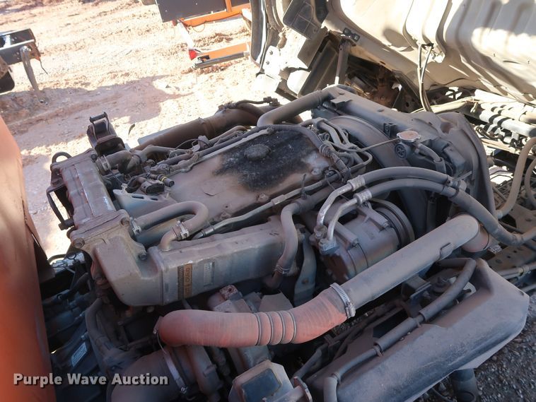 image for item GD9916 2008 GMC W4500 flatbed truck