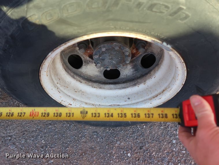 image for item GD9916 2008 GMC W4500 flatbed truck