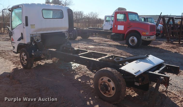 image for item GD9918 2008 GMC W4500 truck cab and chassis