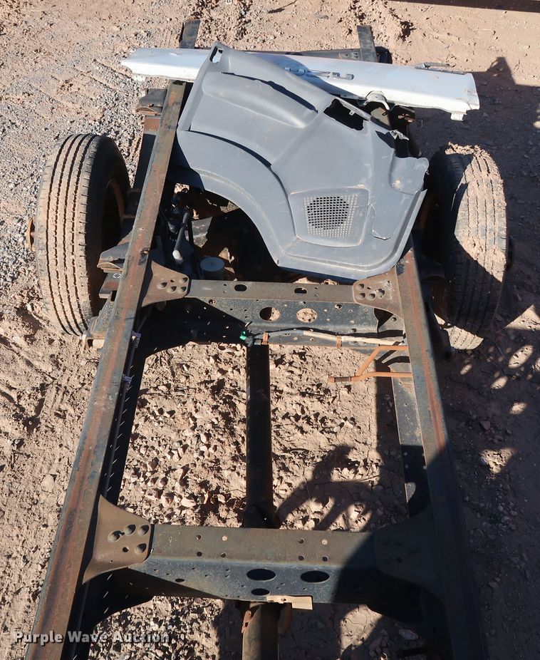 image for item GD9918 2008 GMC W4500 truck cab and chassis