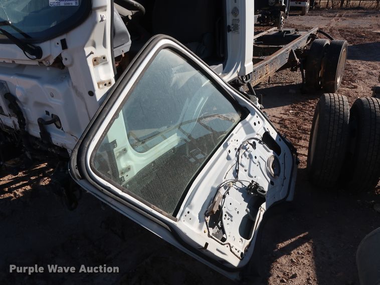 image for item GD9919 2012 Isuzu NPR HD truck cab and chassis