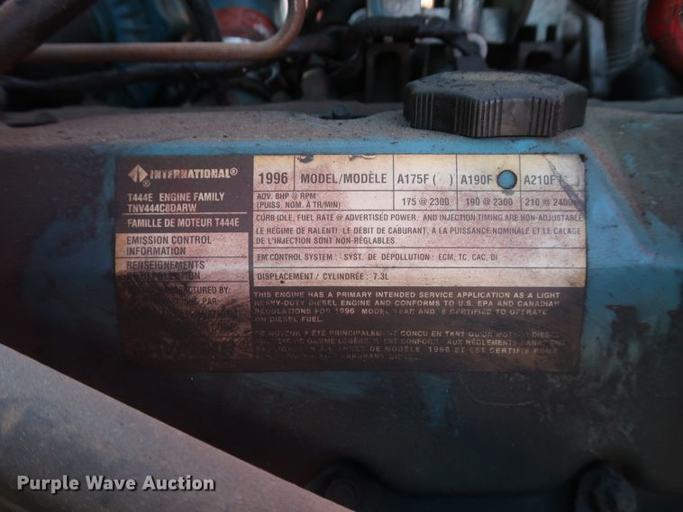 image for item GD9920 1996 International 4700 truck cab and chassis